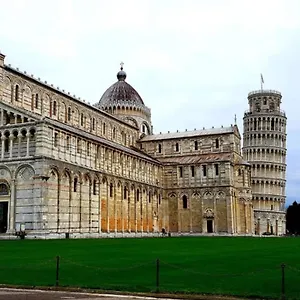 Tra Miracoli E Cavalieri Apartment Pisa