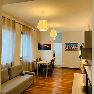 Berga Exclusive 3 Apartment Bari