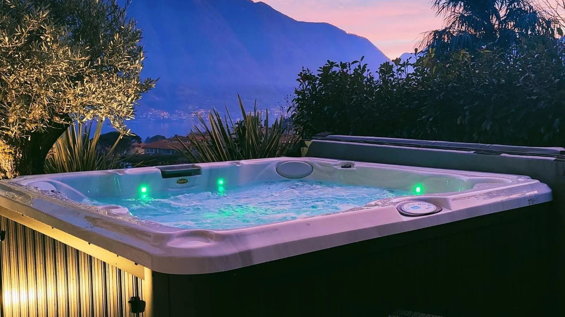 Magic Garden With Jacuzzi-Pool And Luxury Lake Como View Lenno
