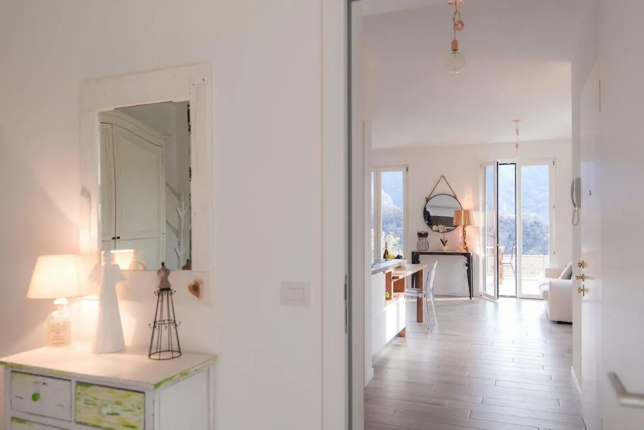 Magic Garden With Jacuzzi-Pool And Luxury Lake Como View Lenno Apartment